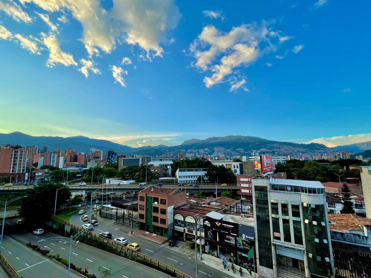 Apartamento En Laurels Medellin Exterior photo