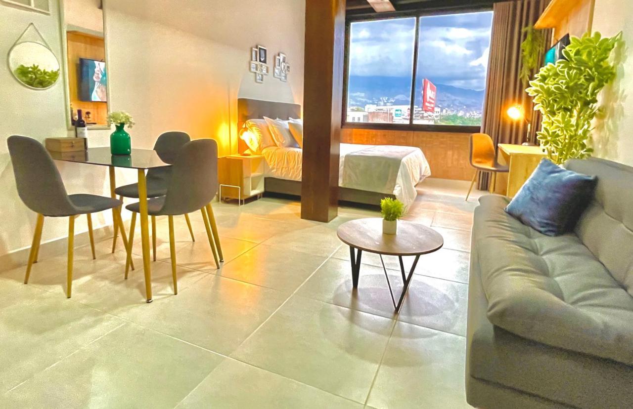 Apartamento En Laurels Medellin Exterior photo